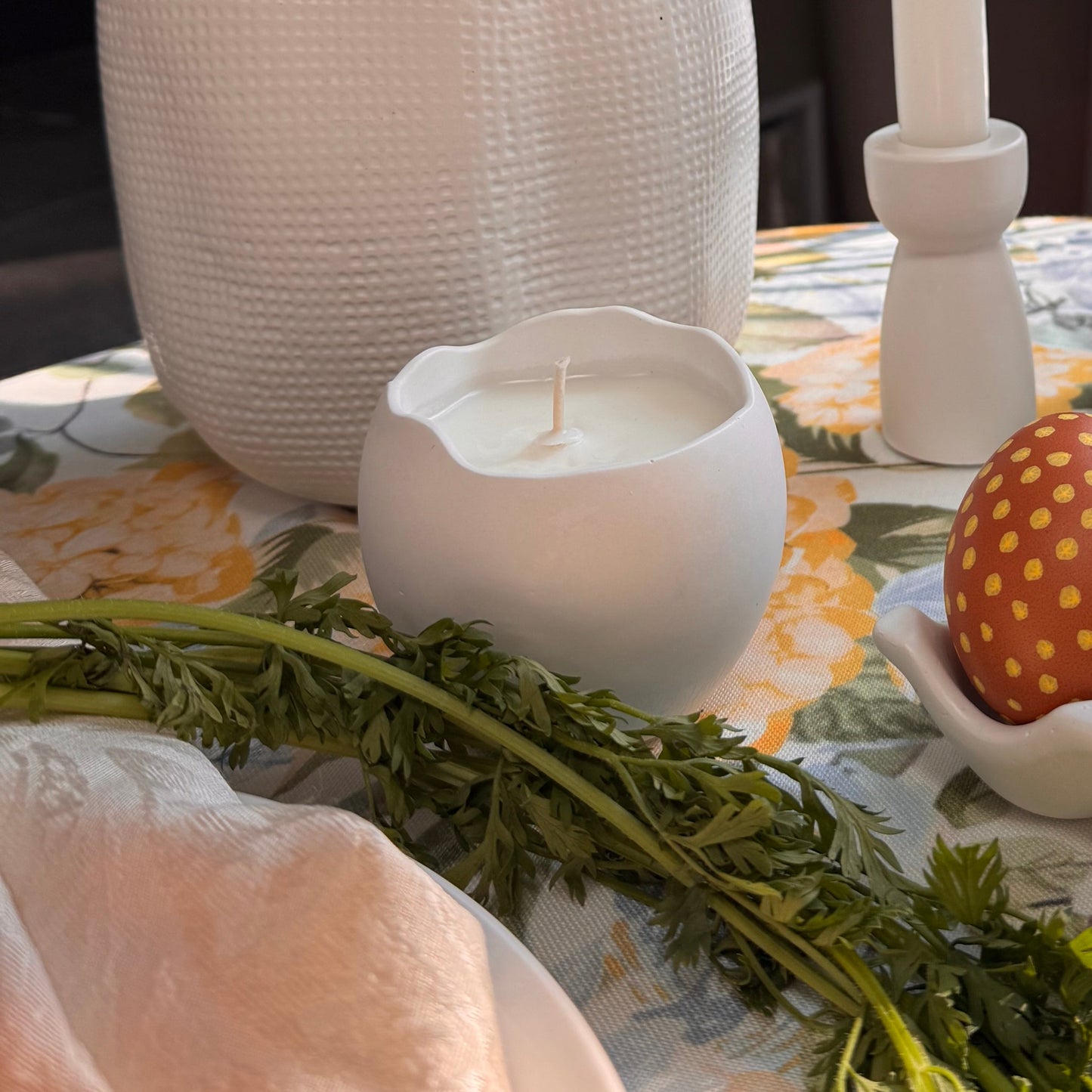 Handmade Candle in Gypsum Container – Coconut Wax, Cotton Wick, 14h Burn Time – Minimalist Home Decor Gift