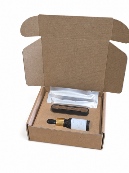 Car Air Freshener Set – Metal Holder with Engraved Wooden Plate, 2 Scented Sticks and 10 ml Fragrance Oil