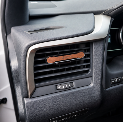 Car Air Freshener Set – Metal Holder with Engraved Wooden Plate, 2 Scented Sticks and 10 ml Fragrance Oil