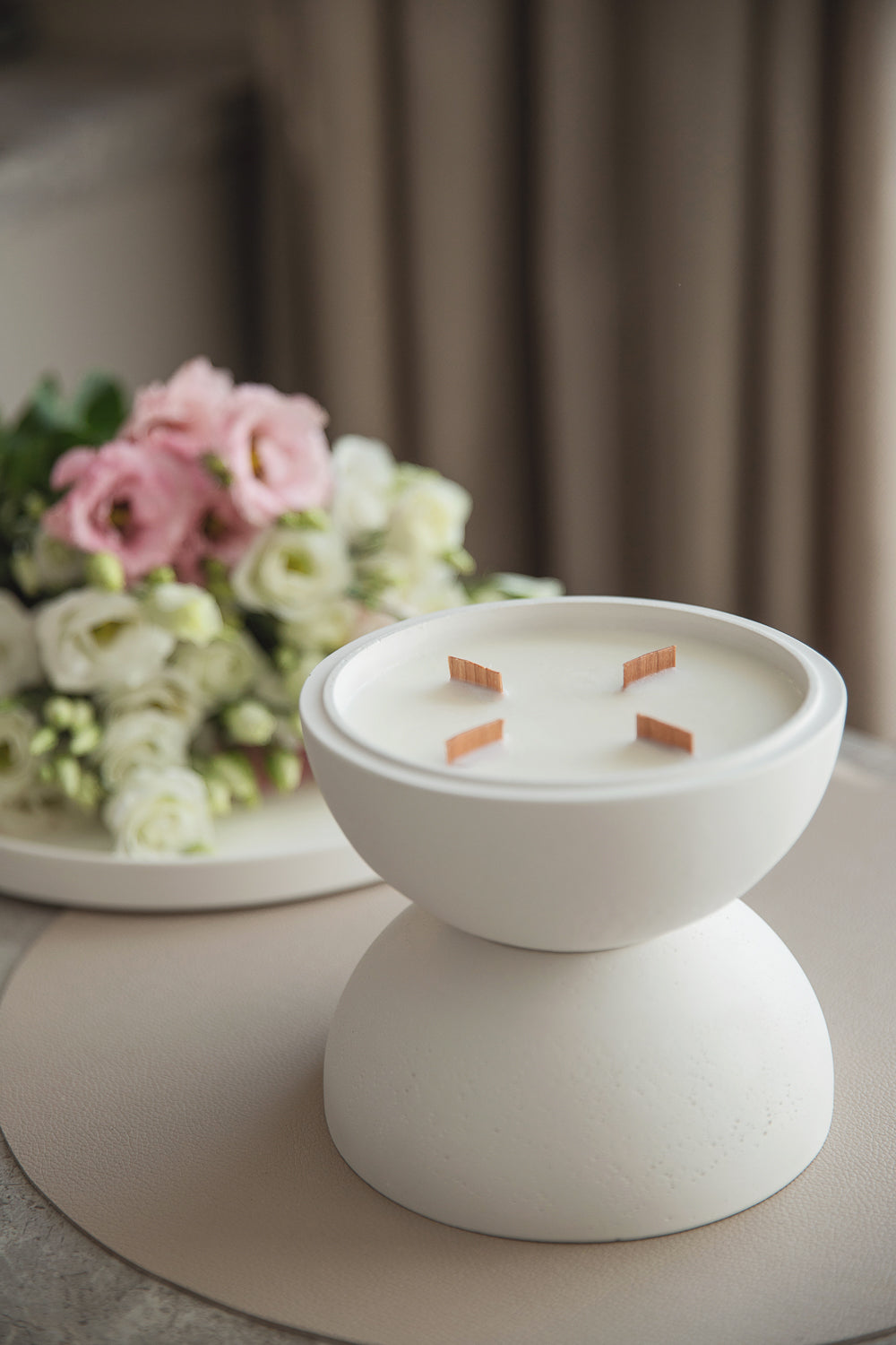 Large White Gypsum Sphere Candle with 4 Wooden Wicks – Natural Coconut Wax in Gift Box