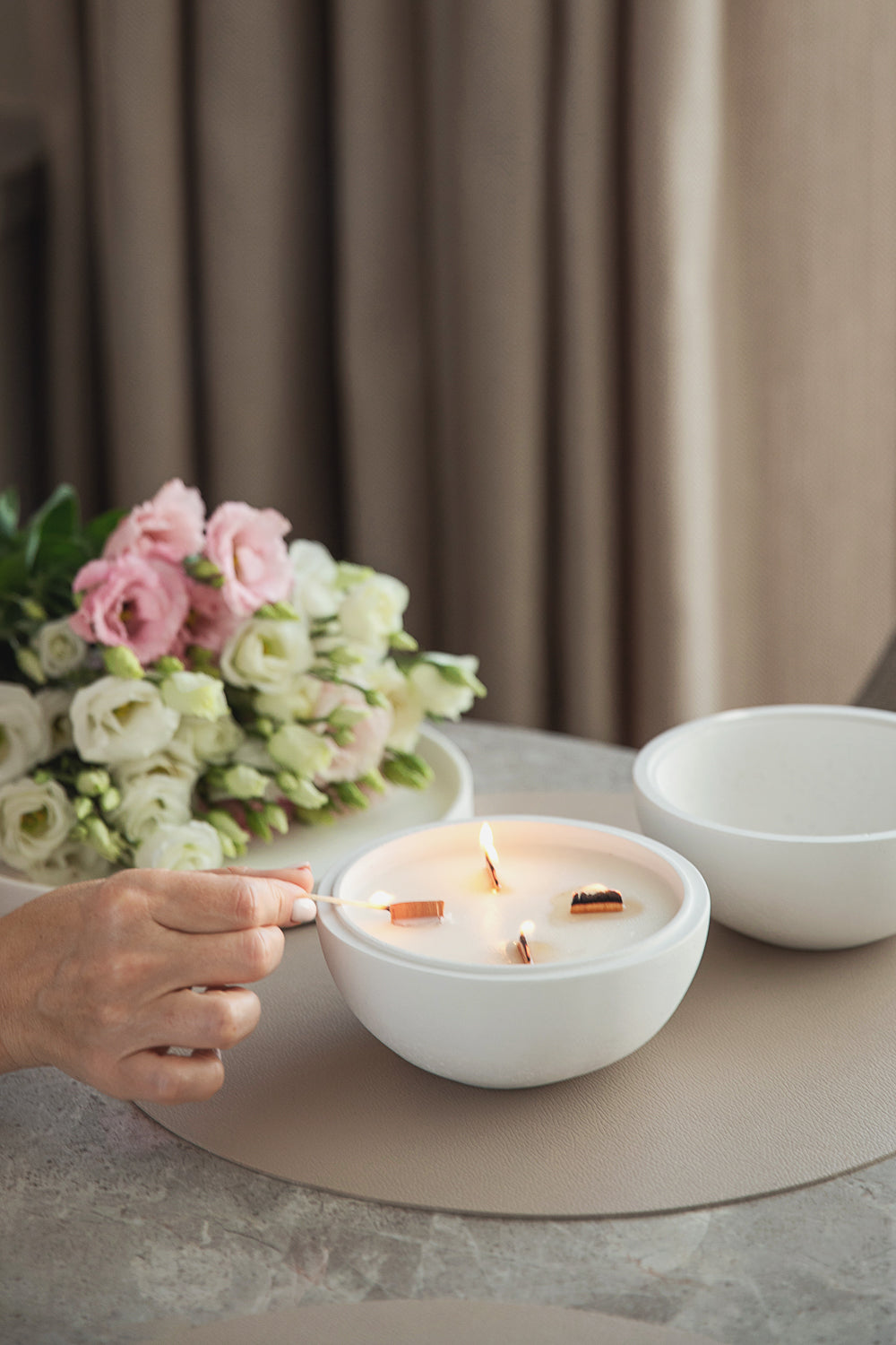 Large White Gypsum Sphere Candle with 4 Wooden Wicks – Natural Coconut Wax in Gift Box