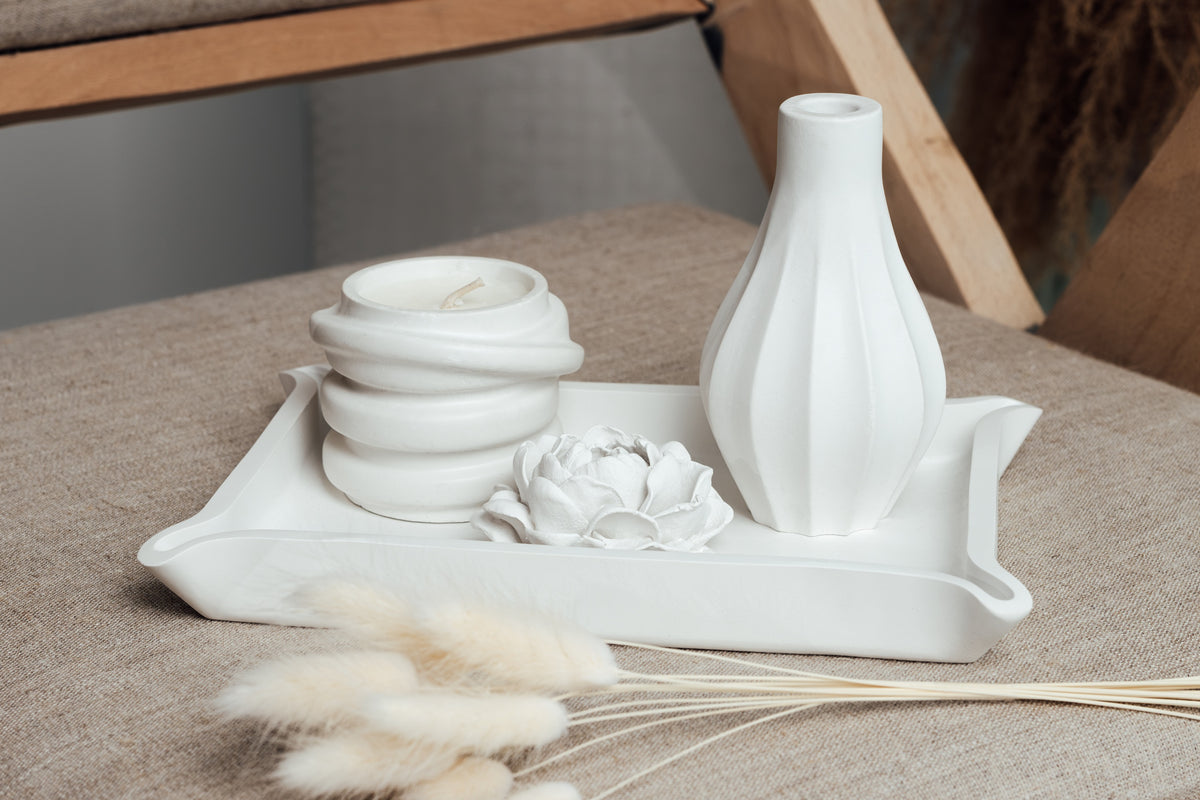 White Gypsum Home Decor Set – Tray, Candle, Flower, Vase & Dried Flowers