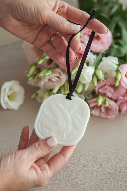 Solid Scented Wax Sachet – Long-Lasting Air Freshener for Closets, Drawers & Small Spaces | Home Fragrance