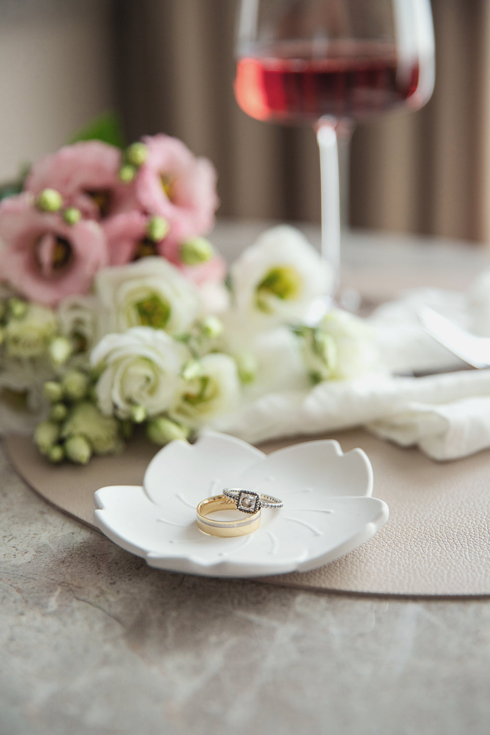 Small White Gypsum Tray – Minimalist Ring Dish & Holder for Small Items