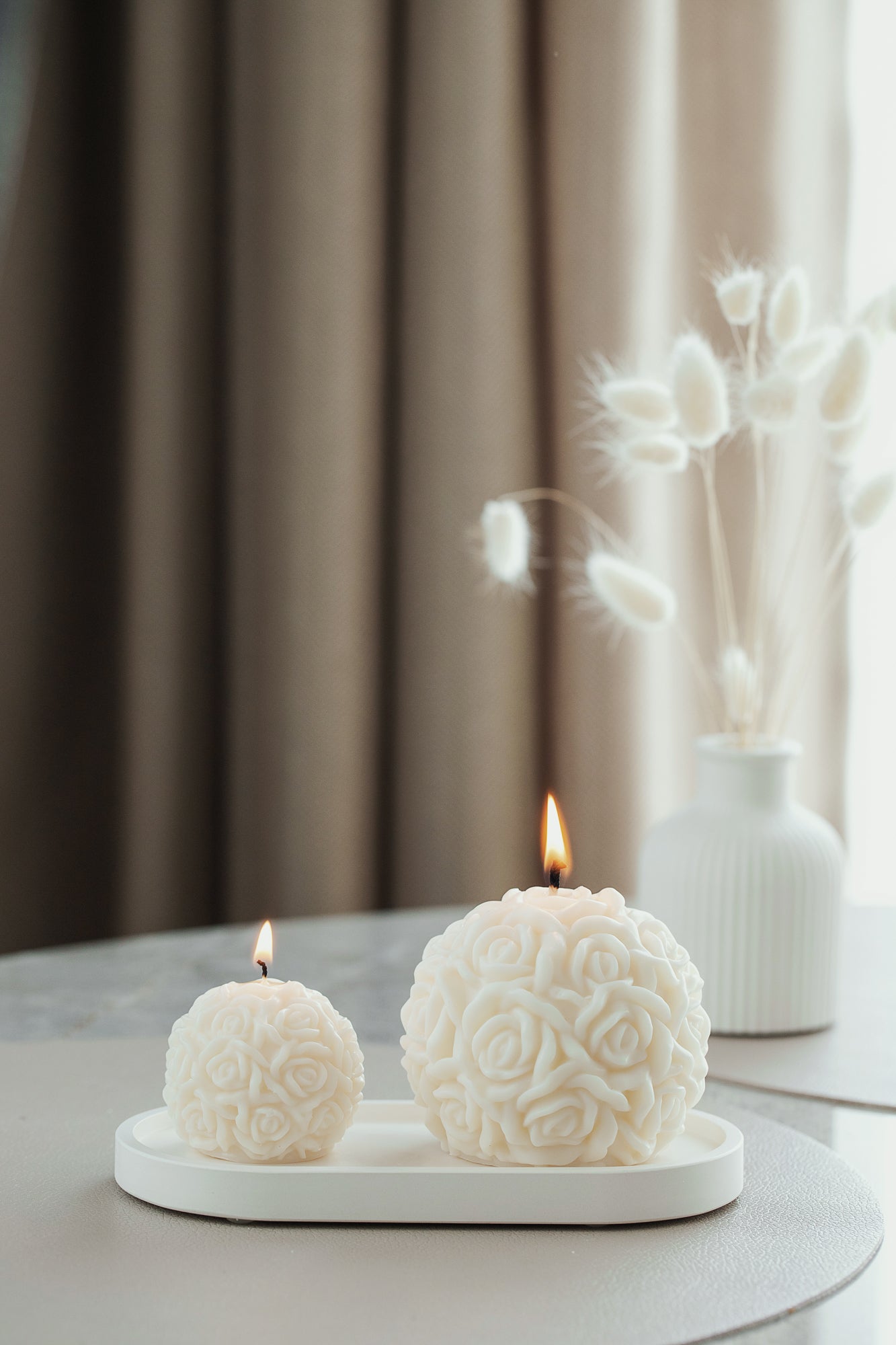 Elegant Rose Ball Candle Duo with Gypsum Tray – Perfect for Home Decor and Gifting