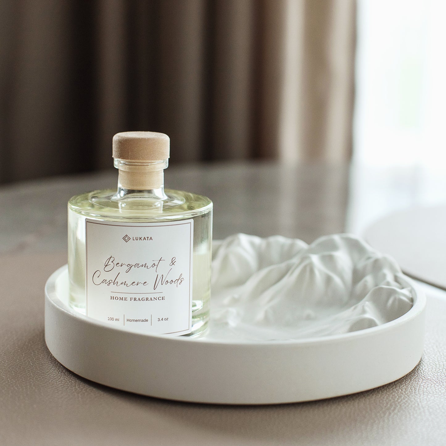 Elegant Home Reed Diffuser in Glass Bottle – Enchanting Aromas for Every Space