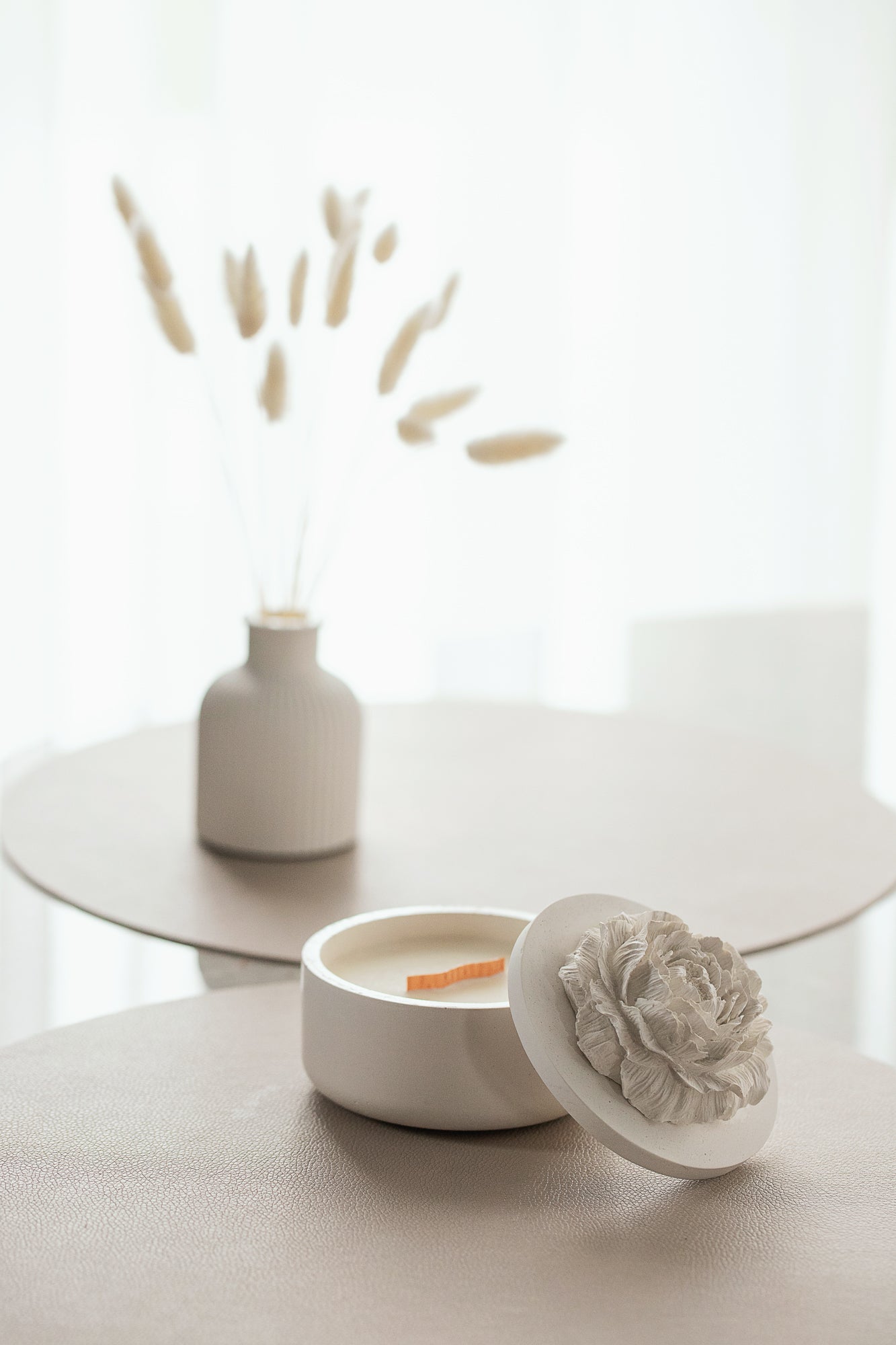 Peony - Embraced Scented Coconut Wax Candle with Wood Wick in Gypsum Jar