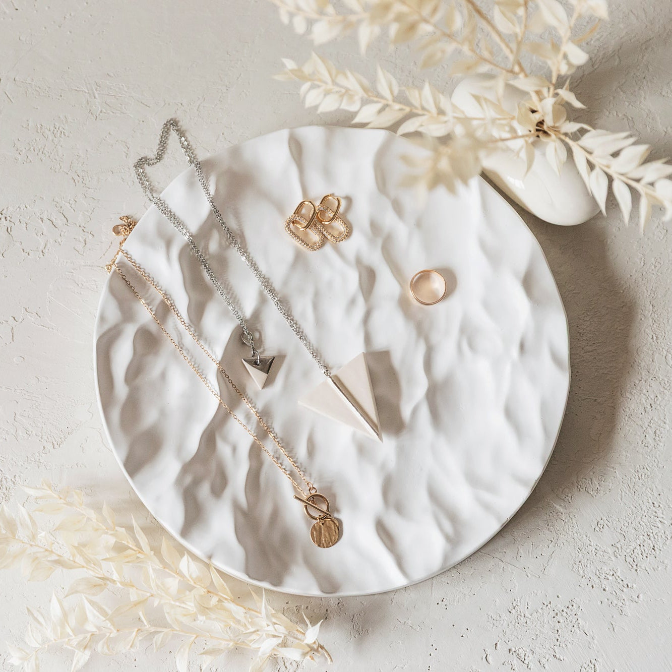 White Gypsum Jewelry Tray with Mountain Relief