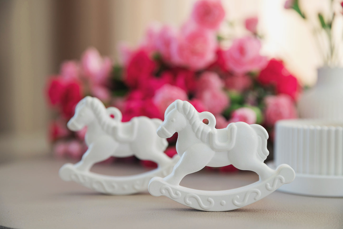 Horse Ornament – Christmas Tree Decoration Thank You Gift or Christening Invitation - Engravable Gypsum decor element - Pack of 6