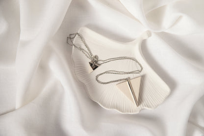 Handmade Gypsum Leaf Shape Tray  - Ideal Jewelry Tray, and Eco-Friendly Home Decor Gift