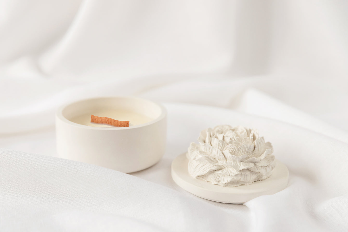 Peony - Embraced Scented Coconut Wax Candle with Wood Wick in Gypsum Jar