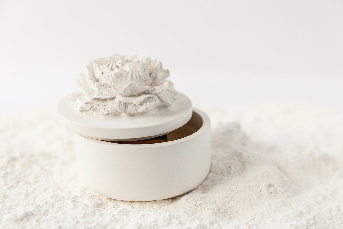 Peony - Embraced Scented Coconut Wax Candle with Wood Wick in Gypsum Jar